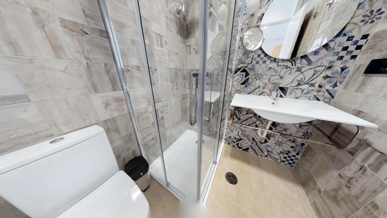 Hostal Boutique La Espanola Рота Экстерьер фото